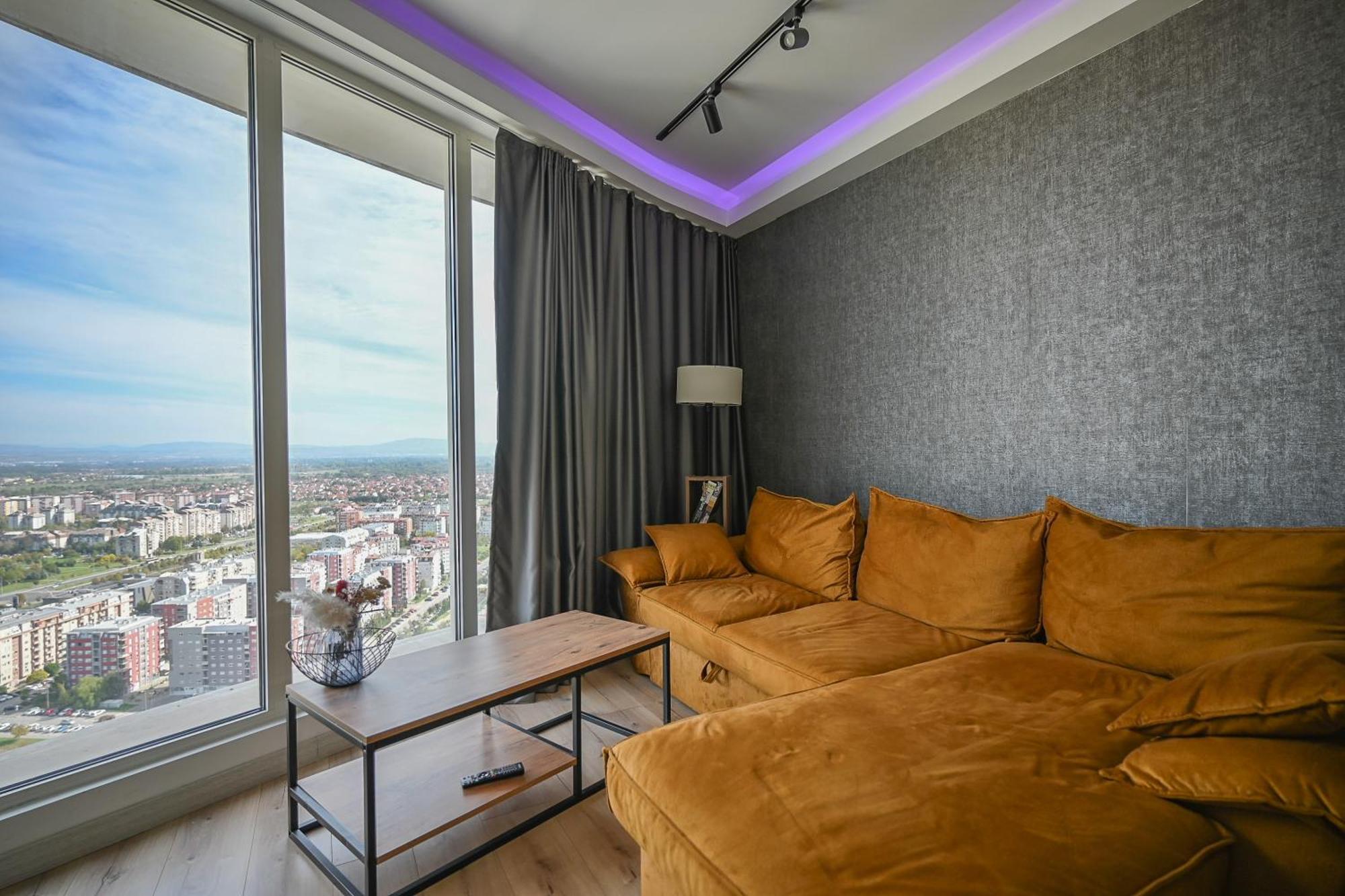 סקופיה Alfred Sky Smart Apartment 29Th Spa Included מראה חיצוני תמונה